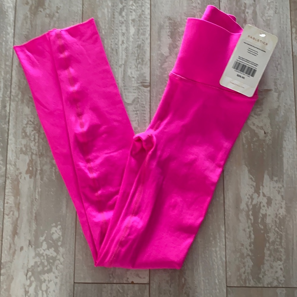NWT Hot pink leggings XS